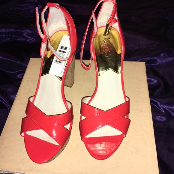 Michael kors platform - Picture 1 of 3